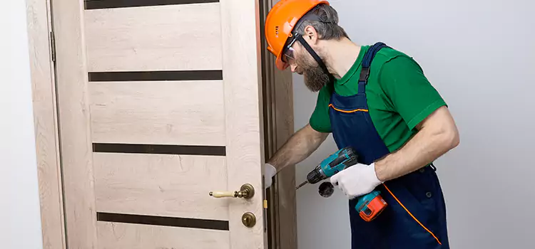 Replace Internal Door Handle with Lock Willimantic