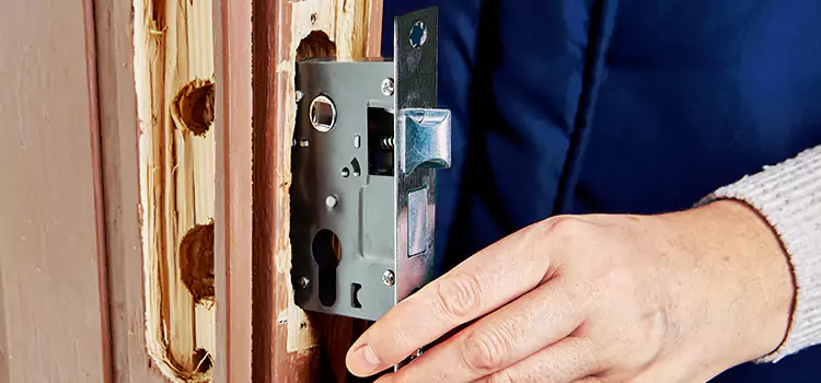 Garage Door Lock Replacement Willimantic